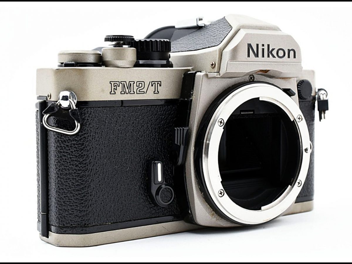 Nikon-FM2-Lateral-1200x900.jpg