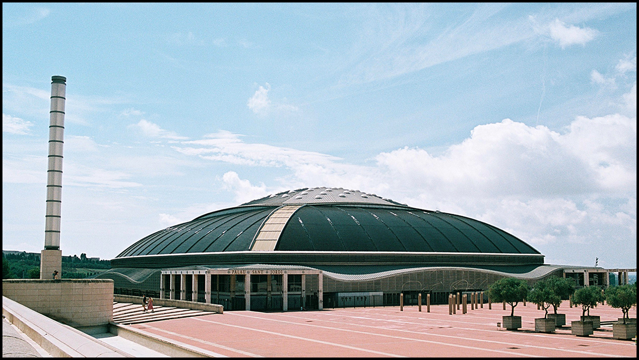 One hundred 100 ColorFilm St Jordi