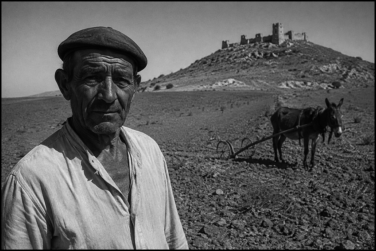 IA y fotografía analógica Castillo Documental